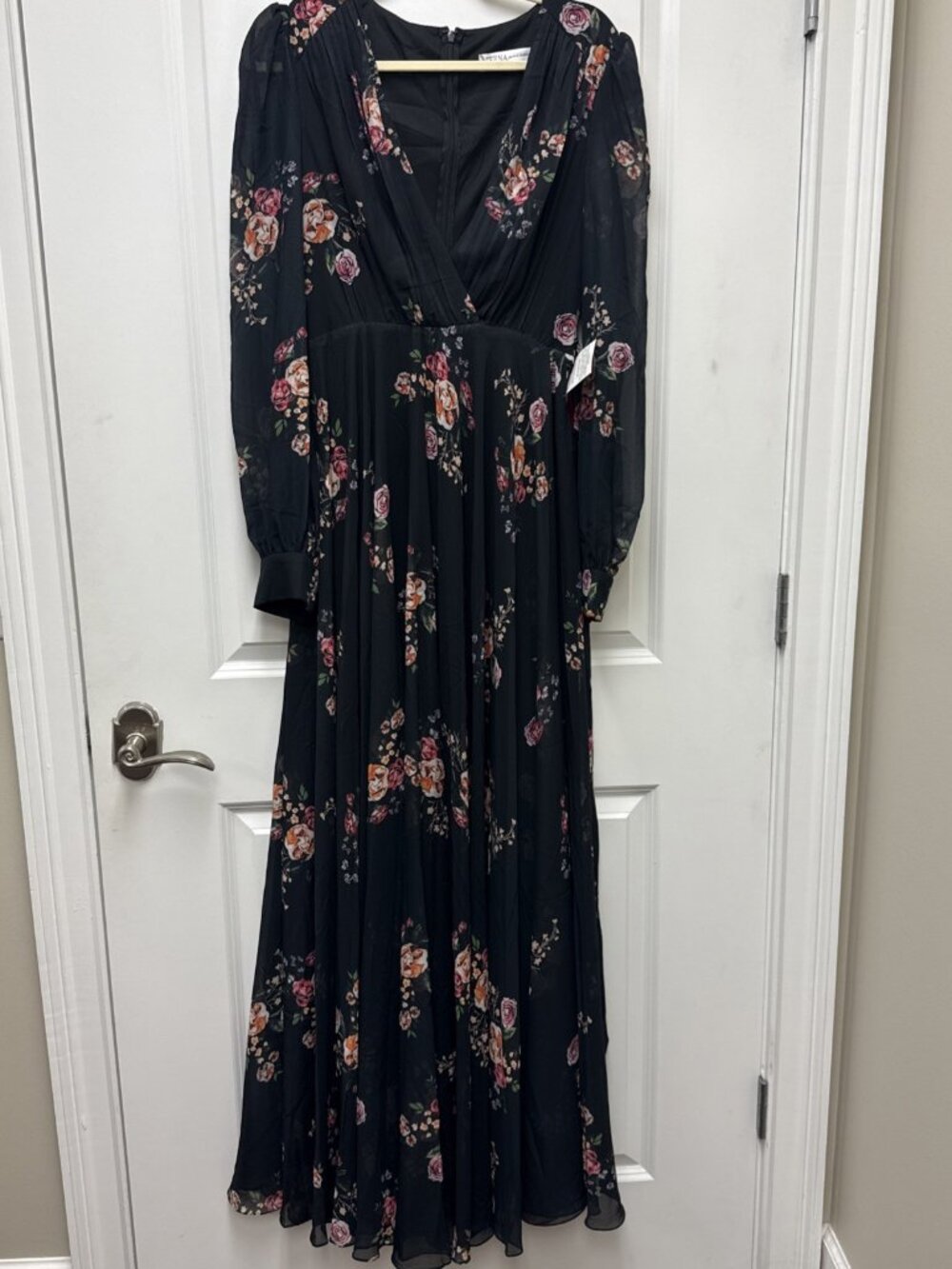 Mac Duggal Size 6 Black Floral 55661 Belted Long Sleeve V-neck Gown Dress Flaws - Picture 6 of 16